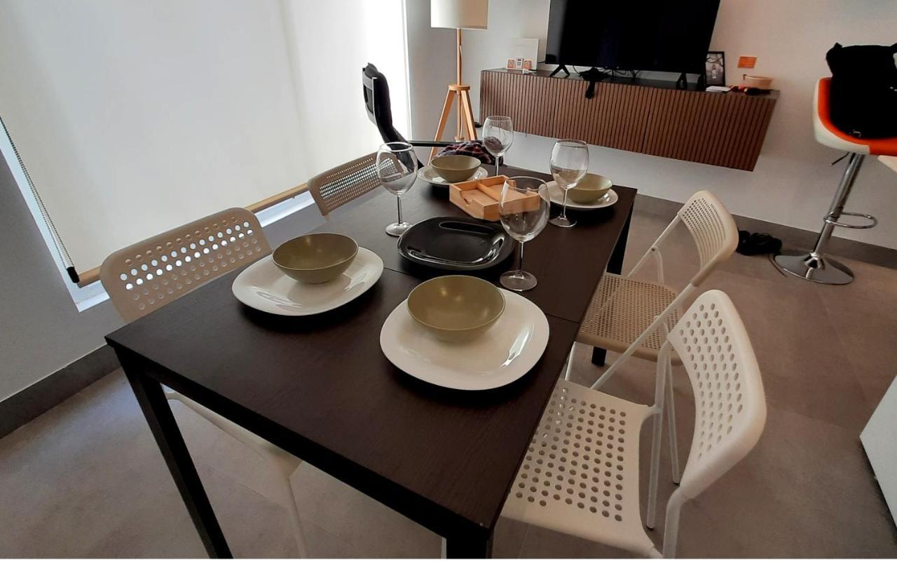 Apartment With Two Suites In The Center Of Malaga Exterior photo