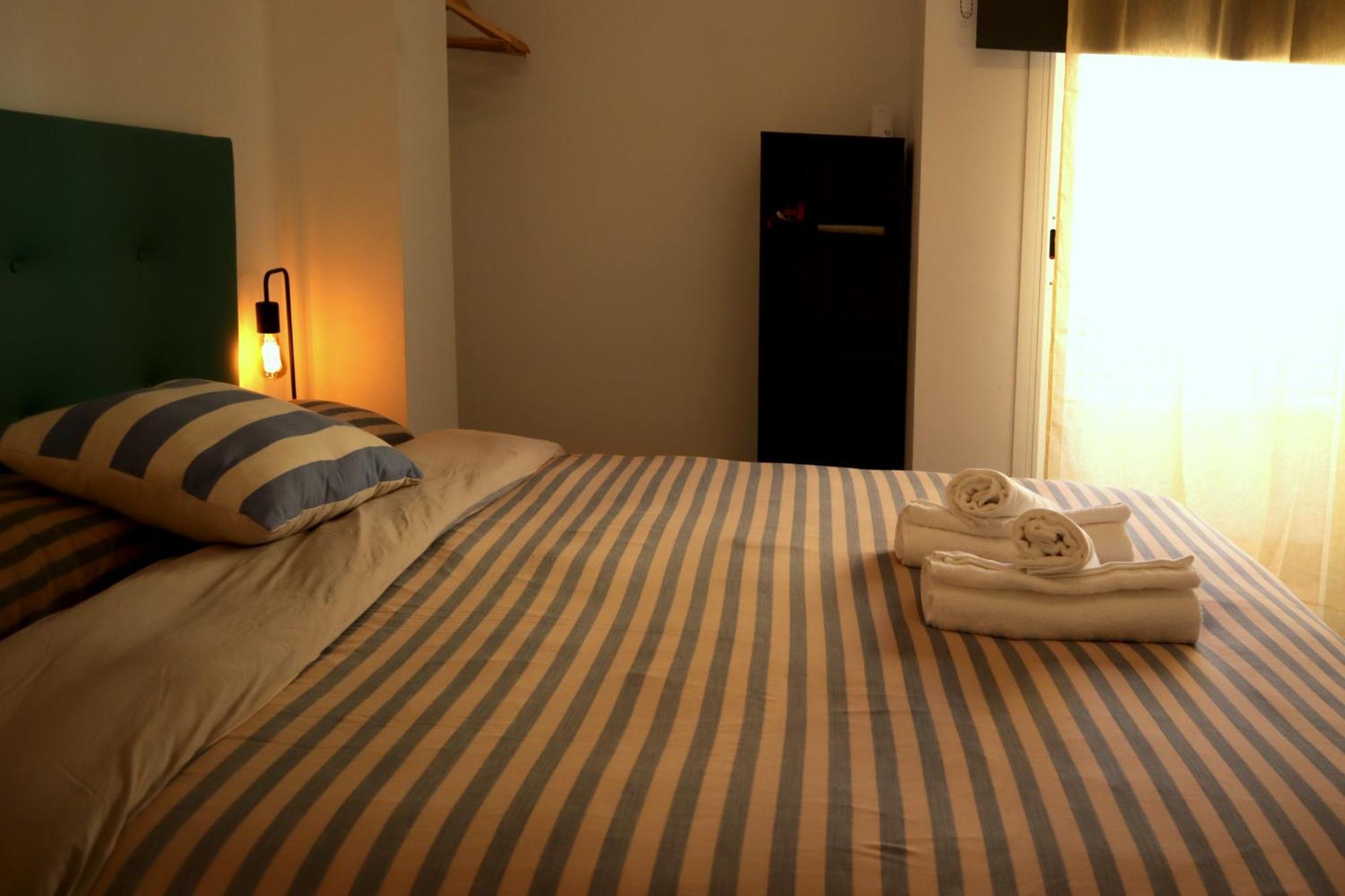 Apartment With Two Suites In The Center Of Malaga Exterior photo
